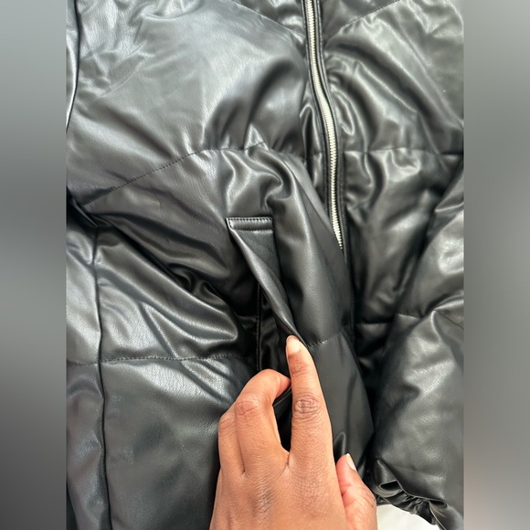 H&M bomber jacket - Picture 4 of 4